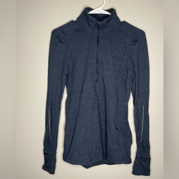 EUC - Women’s Lululemon Long Sleeve Half-Zip Size:6 - Picture 1 of 2